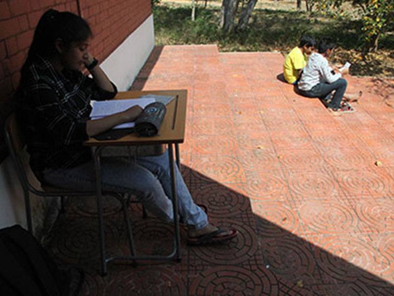 residenstial-school-pgs-classroom-outside